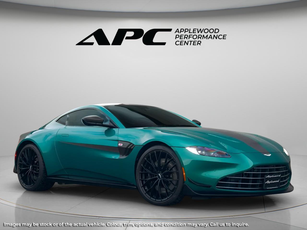 Aston Martin V12 Vantage 2022