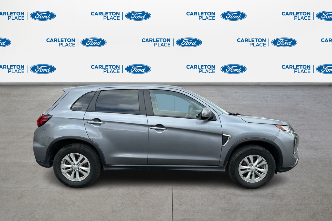 Mitsubishi RVR 2023