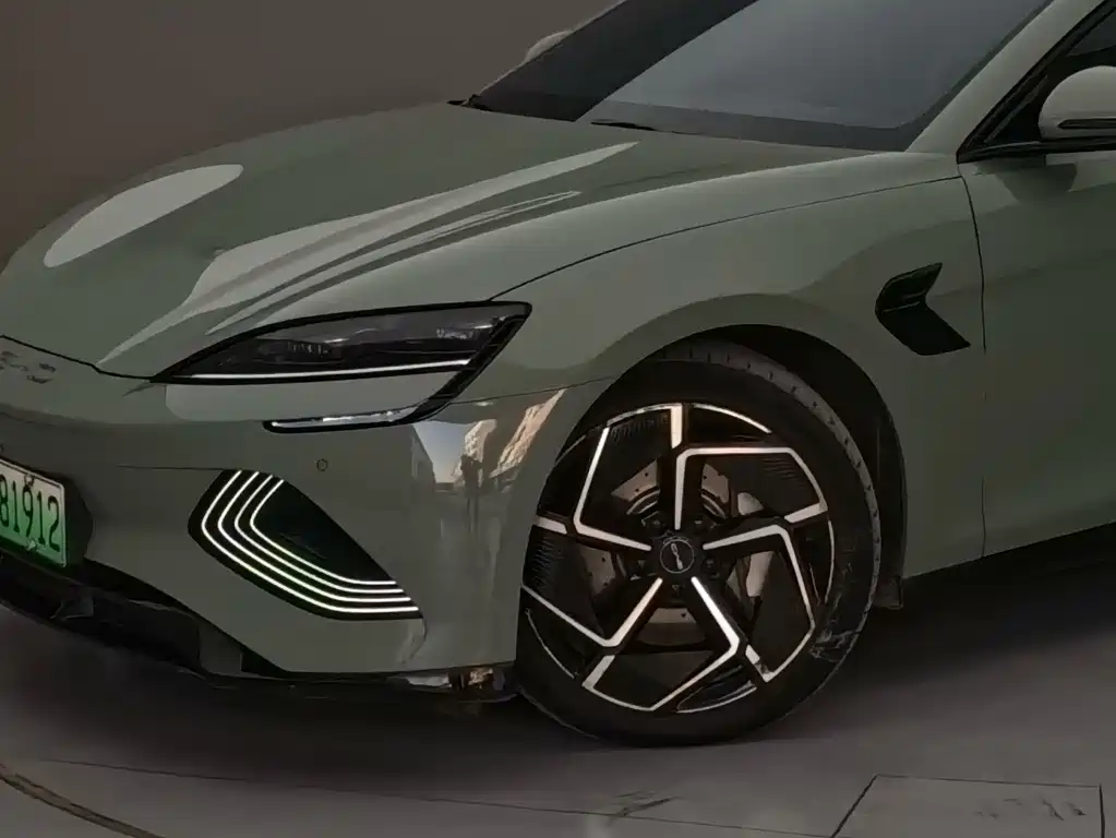BYD Seal 2023