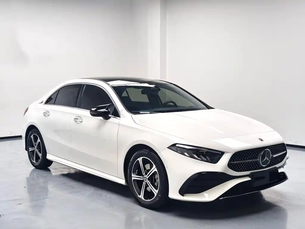 Mercedes-Benz A-Класс 2023