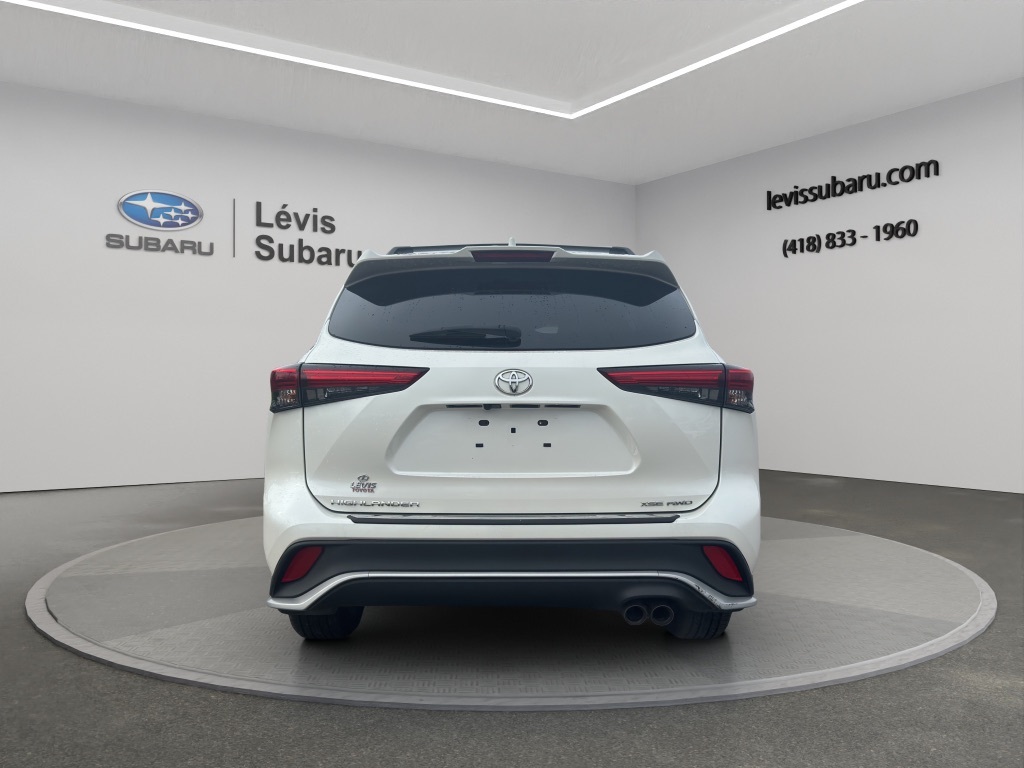 Toyota Highlander 2021