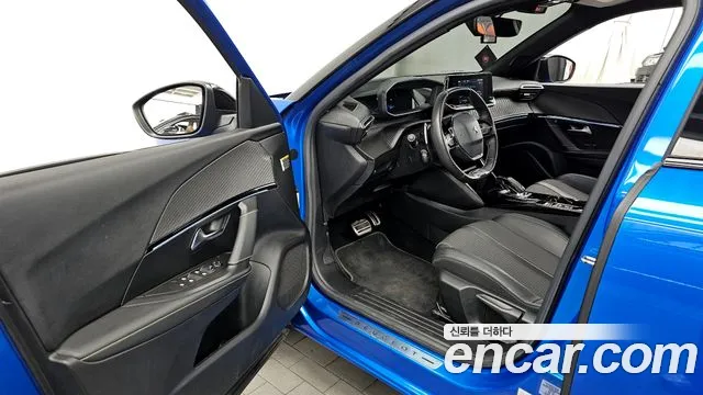 Peugeot 2008 2021