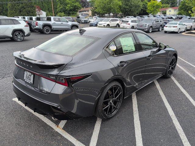 Lexus IS 2026