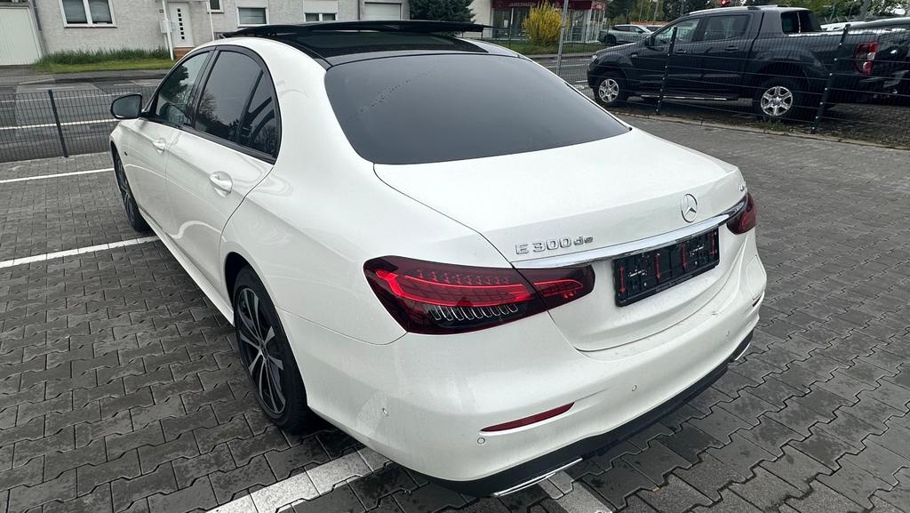 Mercedes-Benz E 300 2021
