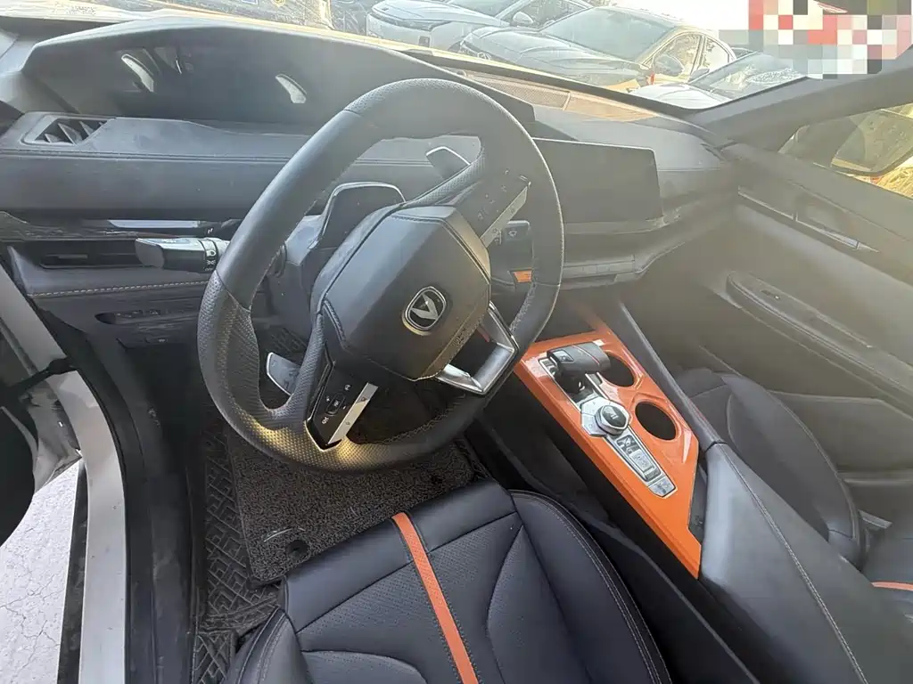 Changan UNI-V 2024