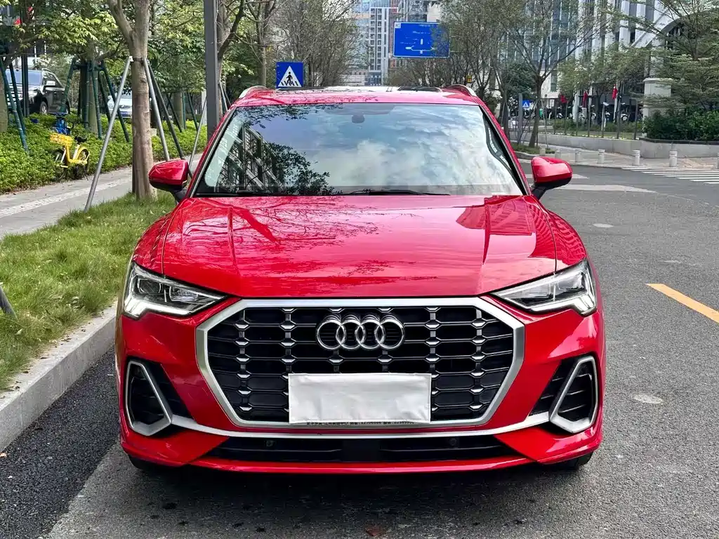 Audi Q3 2021