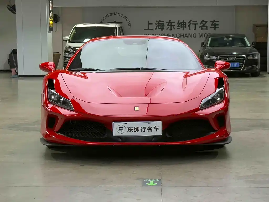 Ferrari F8 2023