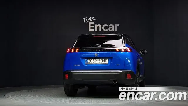 Peugeot 2008 2021