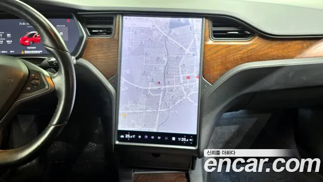Tesla Model S 2020