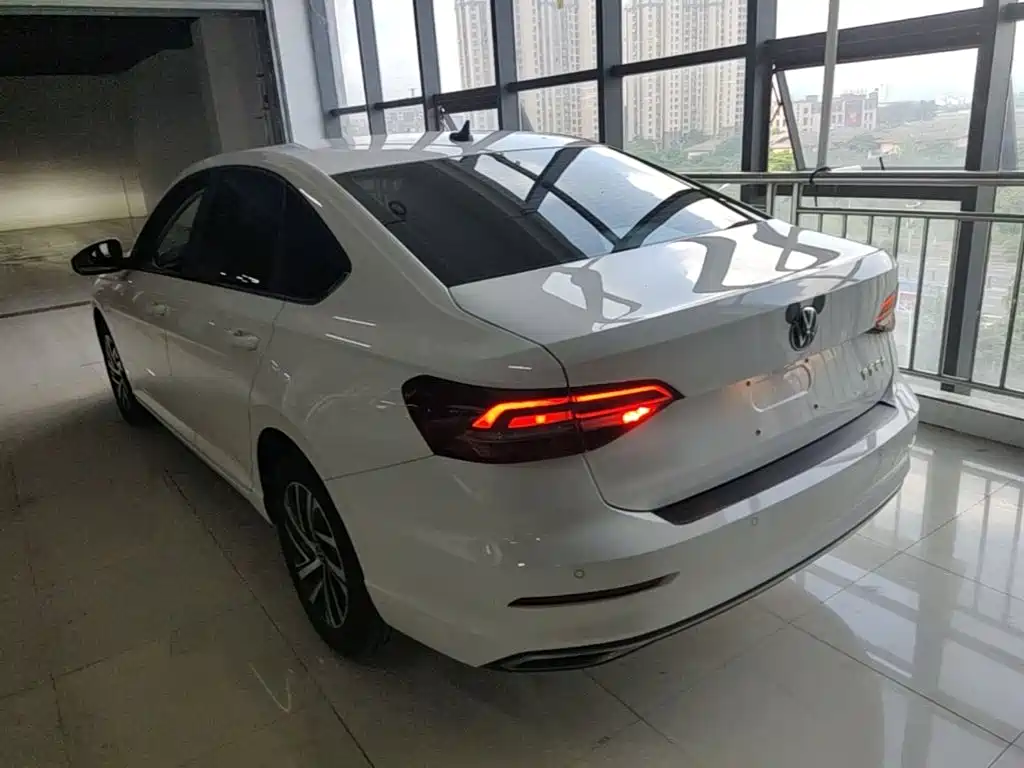 Volkswagen Lavida 2022