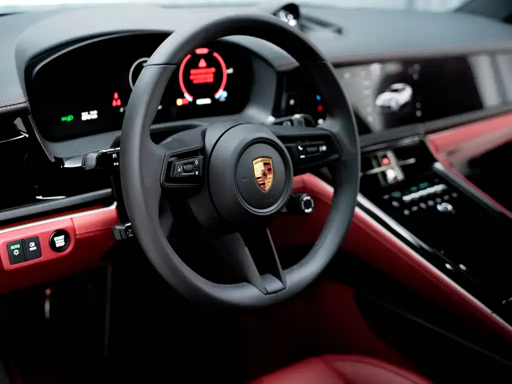 Porsche Panamera 2025