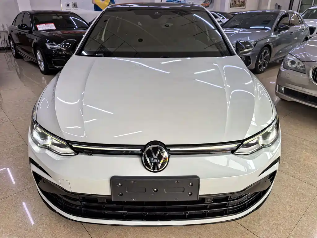 Volkswagen Golf 2022