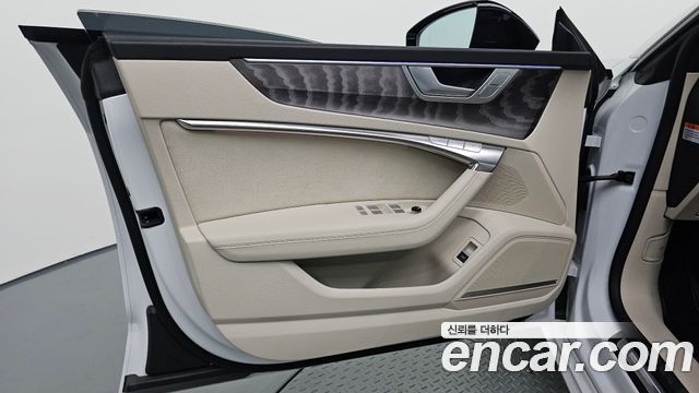 Audi A7 2025