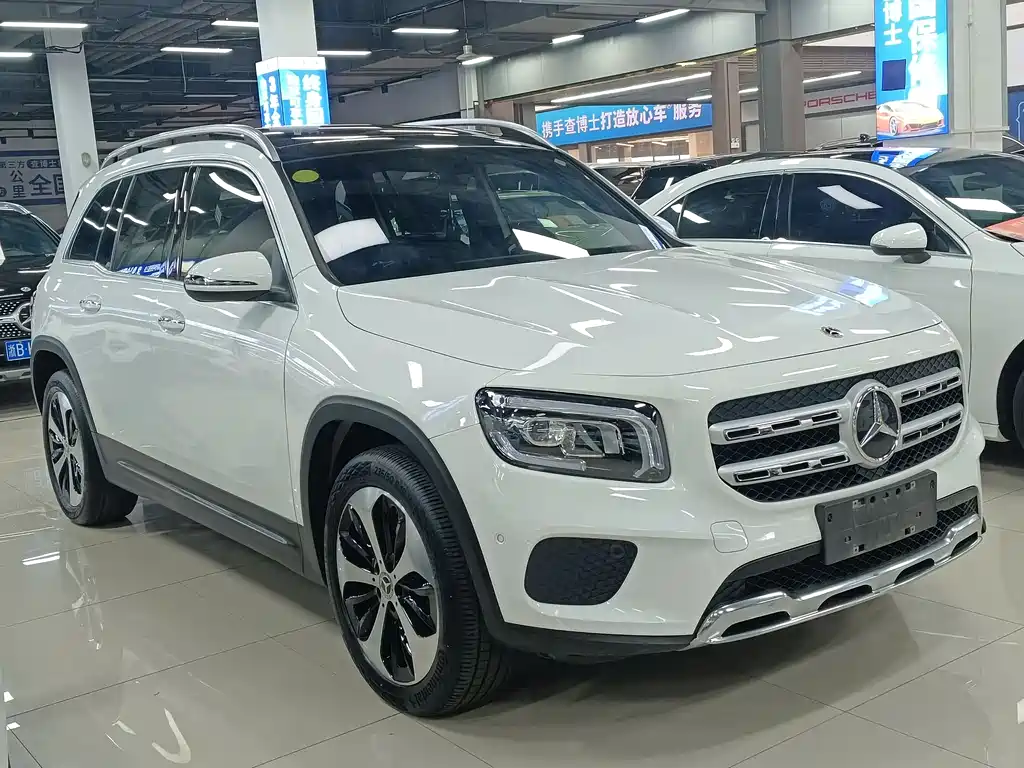 Mercedes-Benz GLB 2021