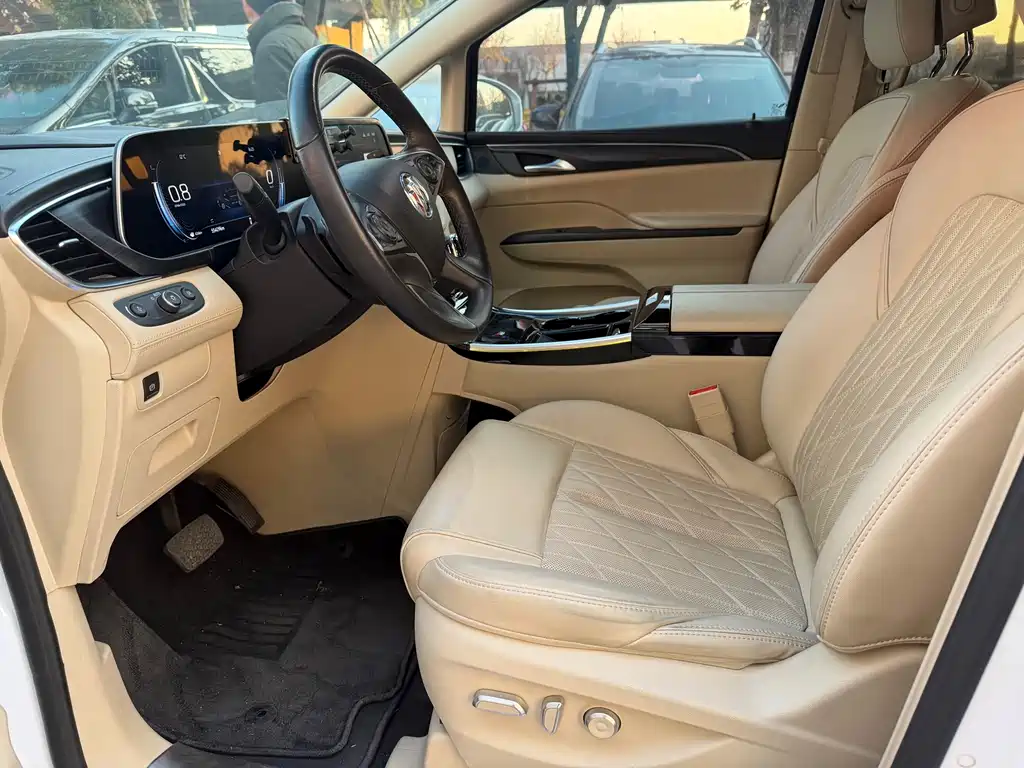 Buick GL8 2022