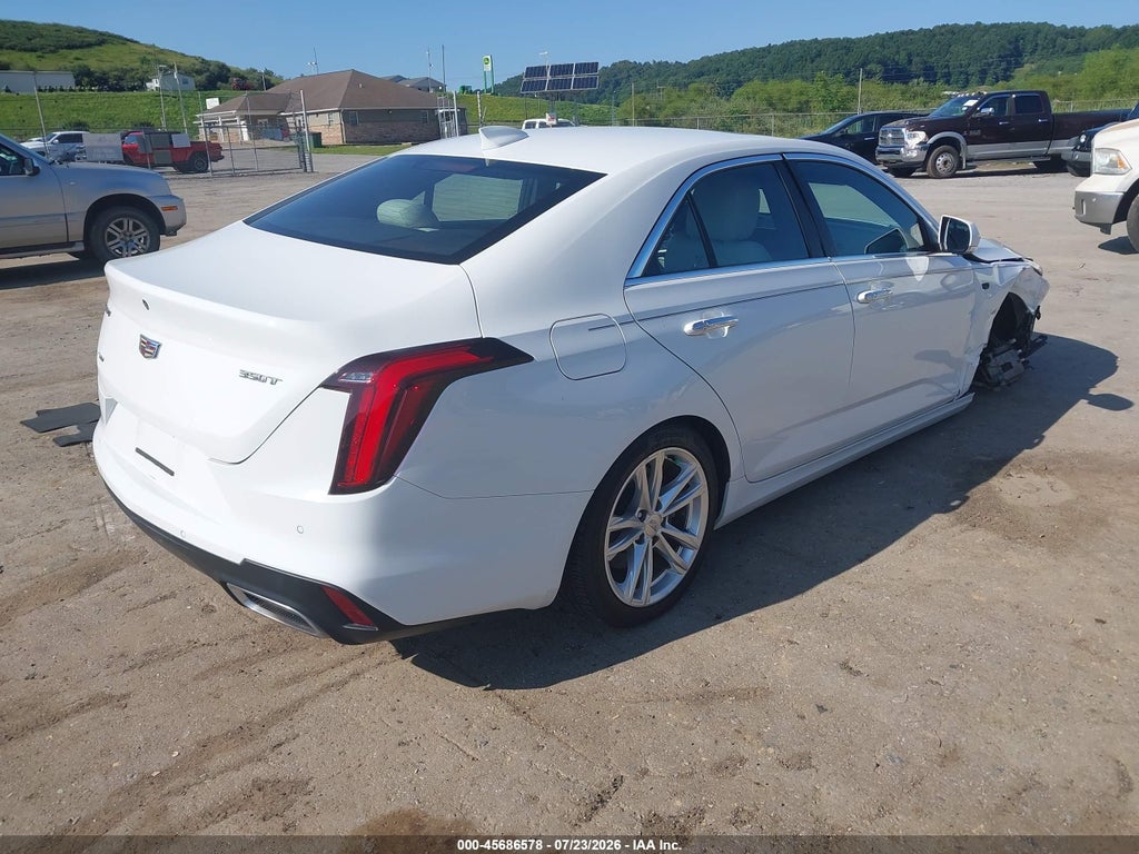Cadillac CT4 2022