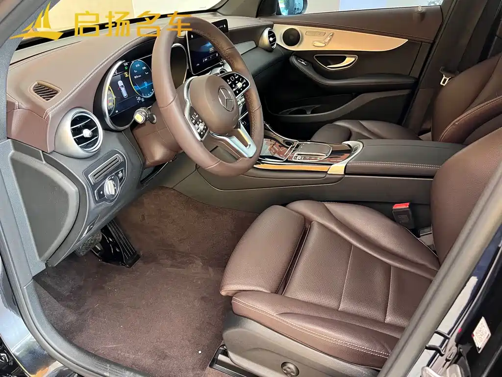 Mercedes-Benz GLC 2023
