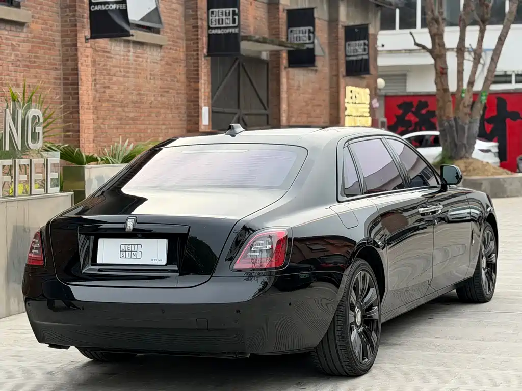 Rolls-Royce Ghost 2021