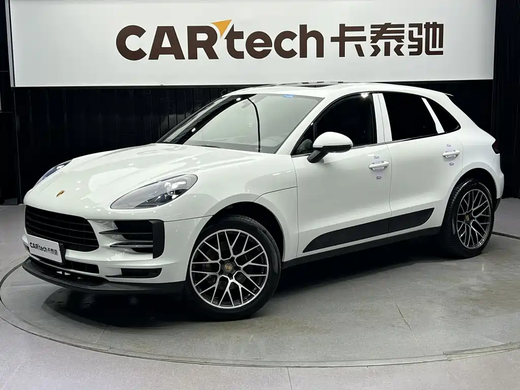 Porsche Macan 2021