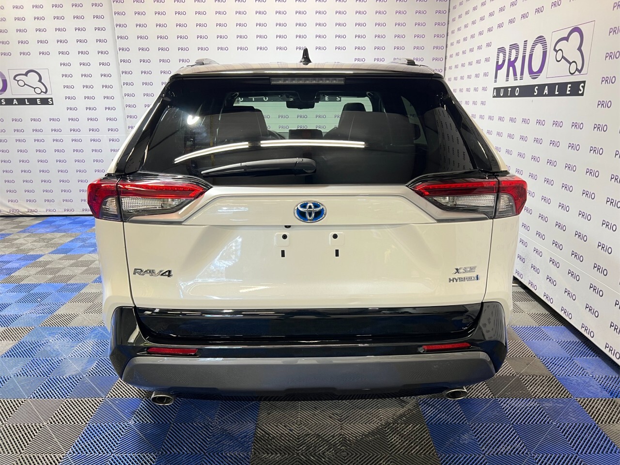 Toyota RAV4 2021