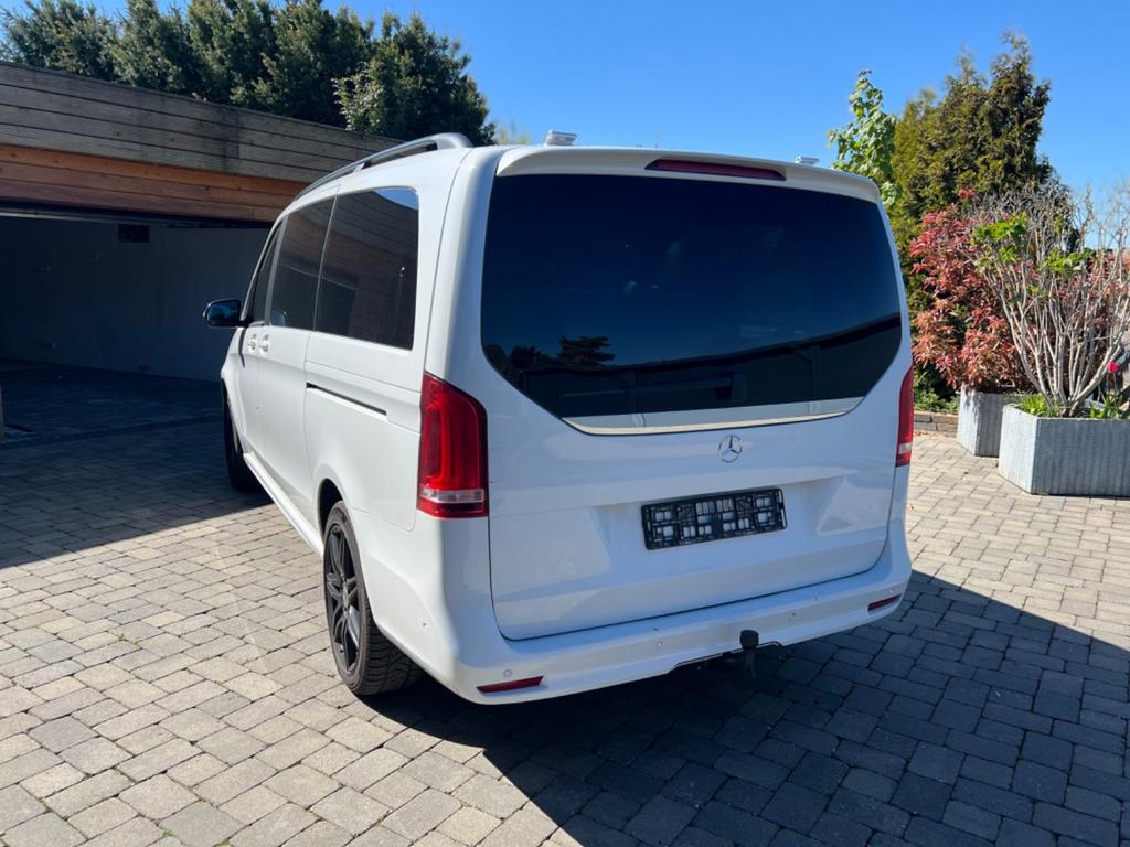 Mercedes-Benz V 300 2023