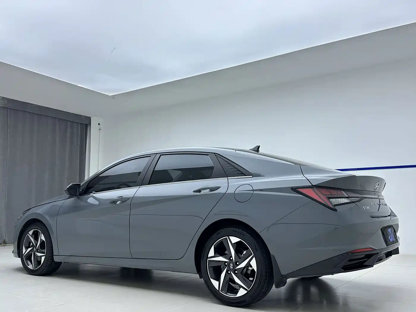 Hyundai Elantra 2023