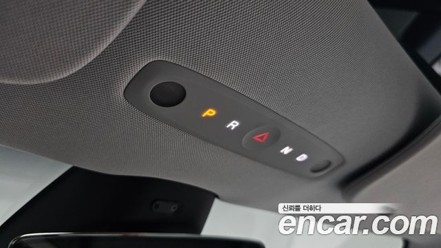 Tesla Model 3 2025