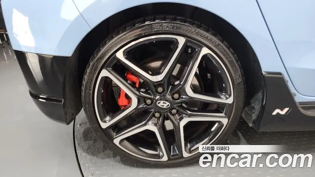 Hyundai Veloster 2021