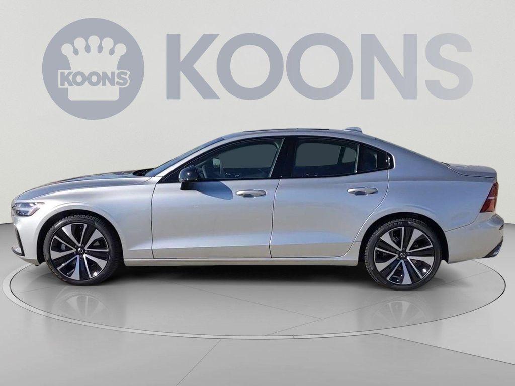 Volvo S60 2022