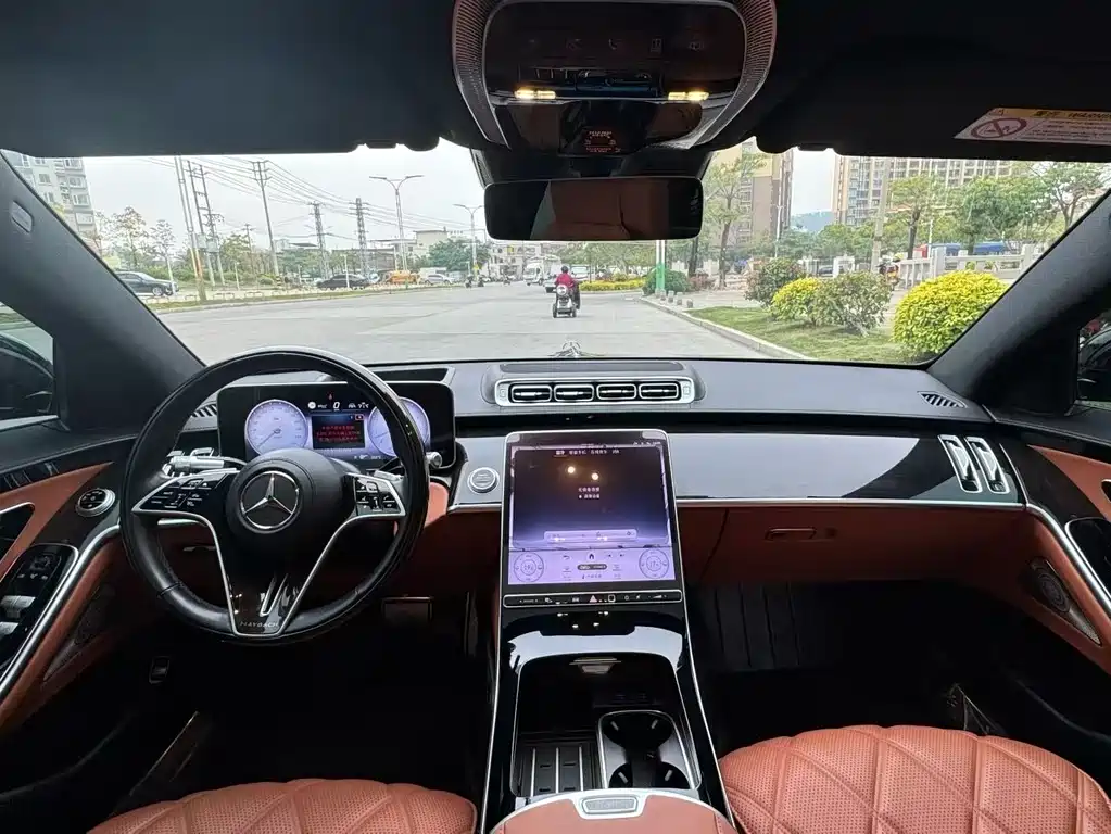 Mercedes-Benz Maybach S-Класс 2024