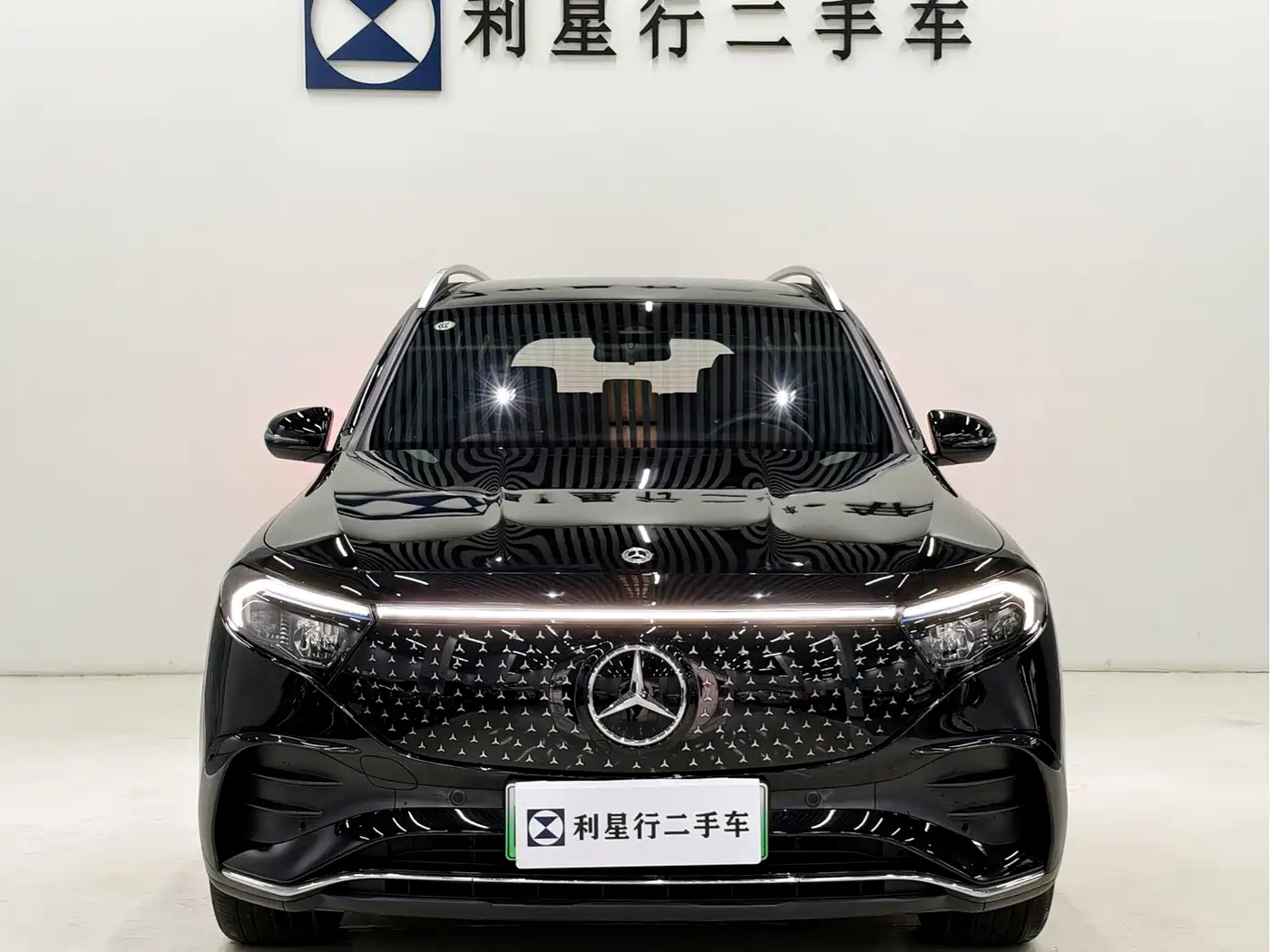 Mercedes-Benz EQB 2024