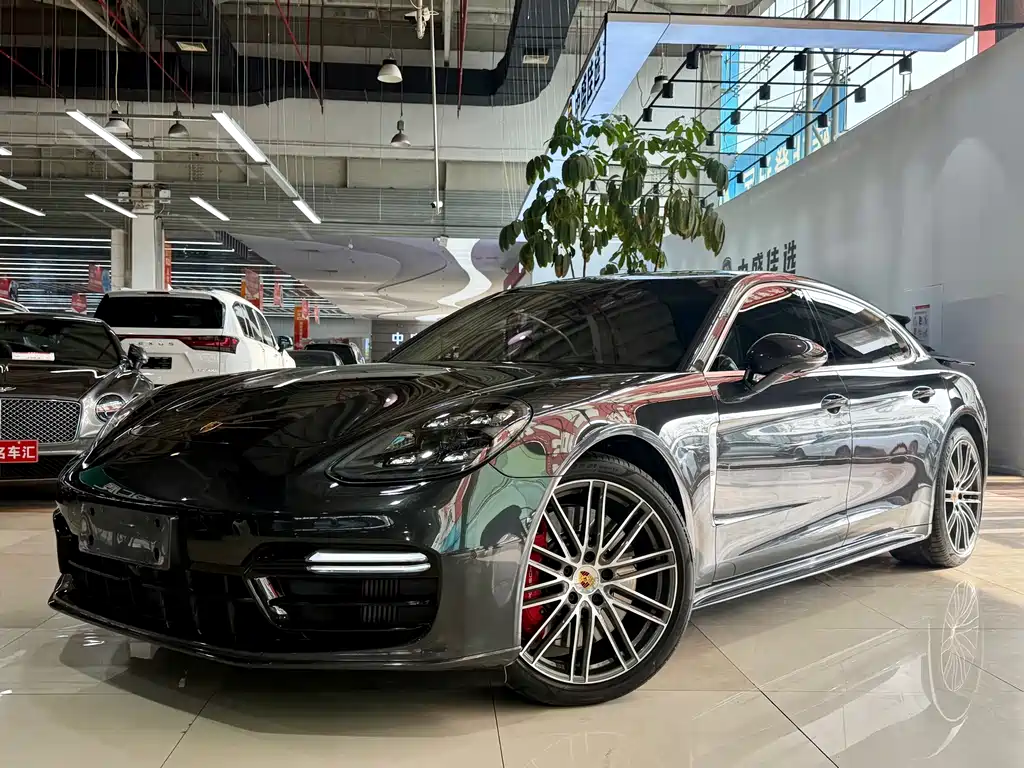 Porsche Panamera 2020