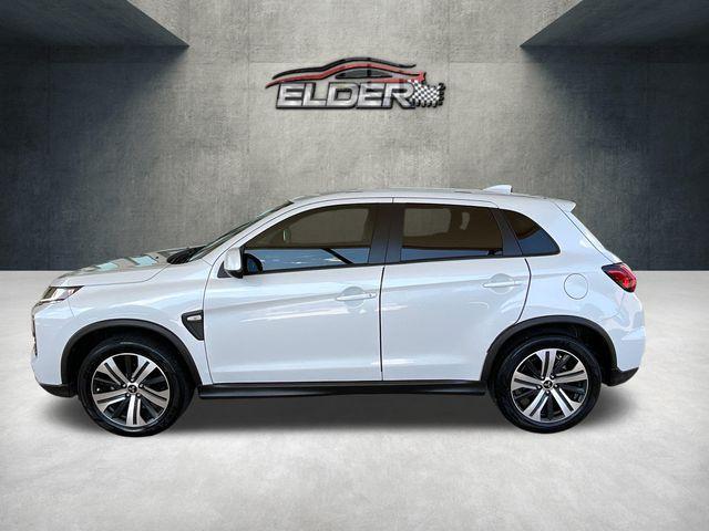 Mitsubishi Outlander Sport 2024