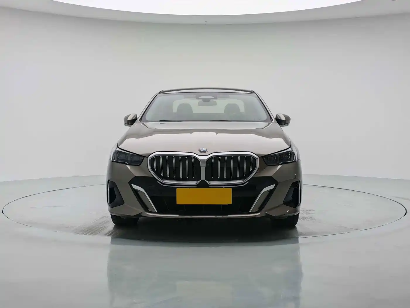 BMW 5 серии 2024