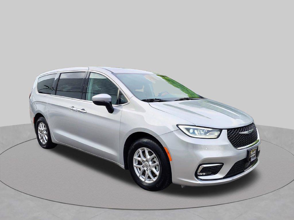 Chrysler Pacifica 2023