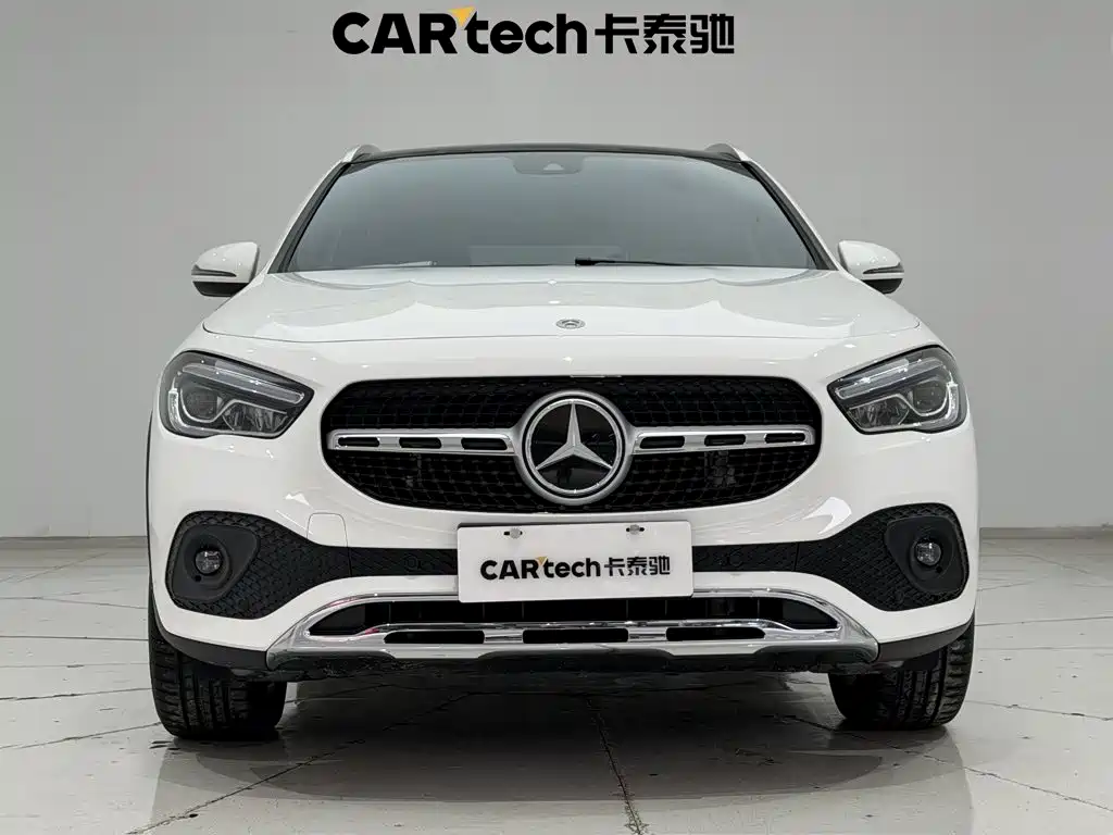 Mercedes-Benz GLA 2023
