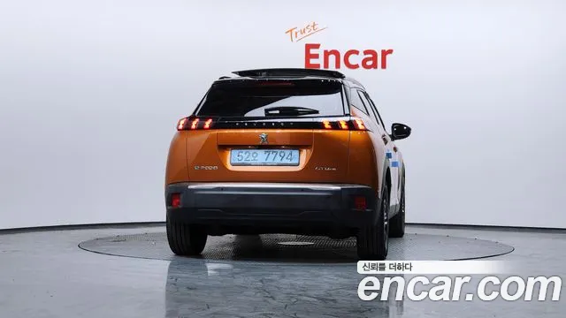 Peugeot 2008 2021