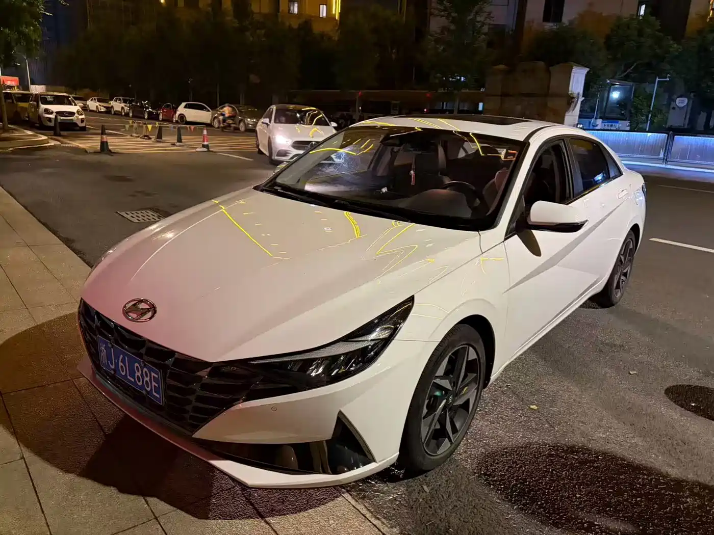 Hyundai Elantra 2021