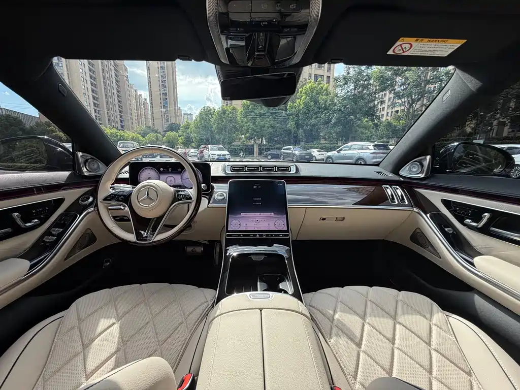 Mercedes-Benz Maybach S-Класс 2022