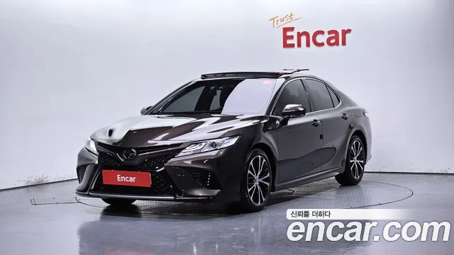 Toyota Camry 2020