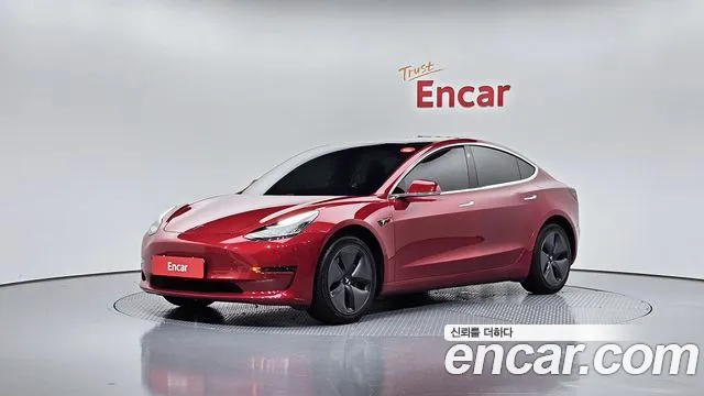 Tesla Model 3 2020