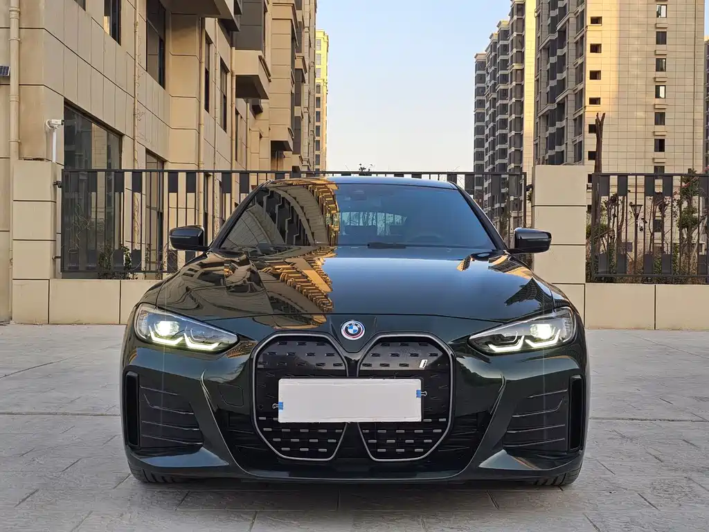 BMW i4 2022