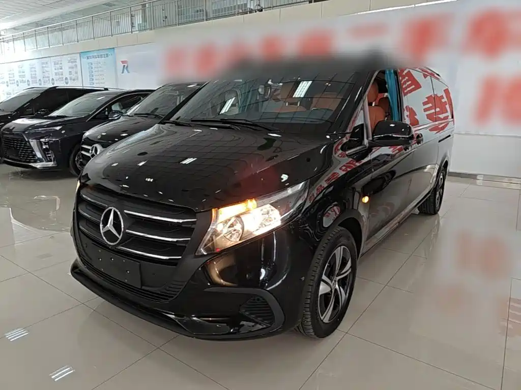 Mercedes-Benz Vito 2025