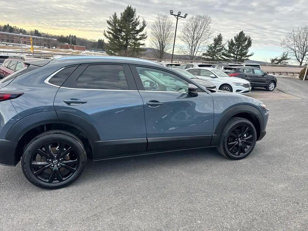 Mazda CX-30 2025