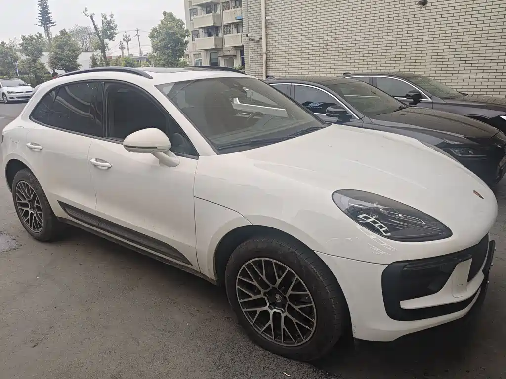 Porsche Macan 2023