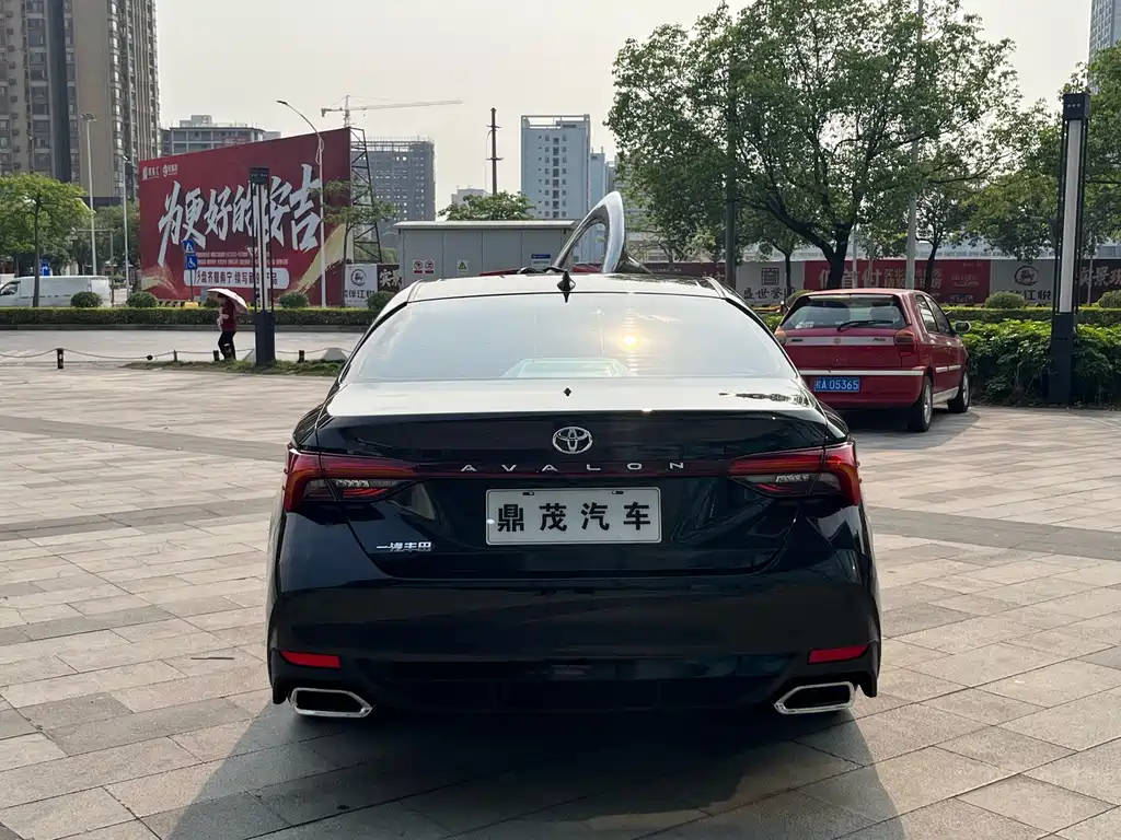 Toyota Avalon 2023