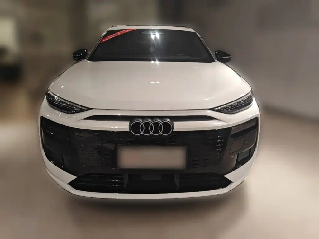 Audi e-tron 2025