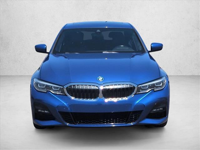 BMW 330 2022