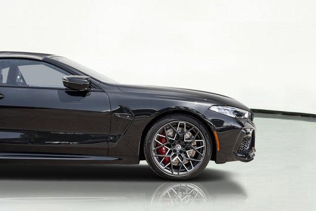 BMW M8 2023