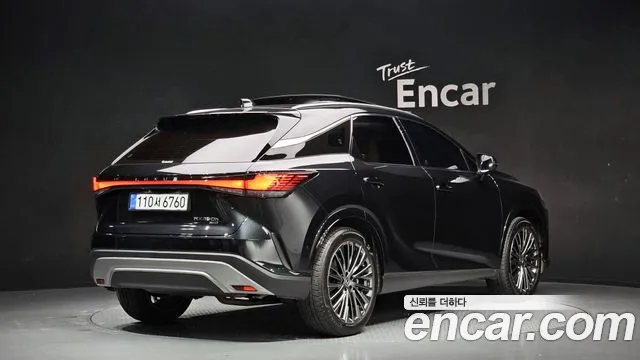 Lexus RX 2025